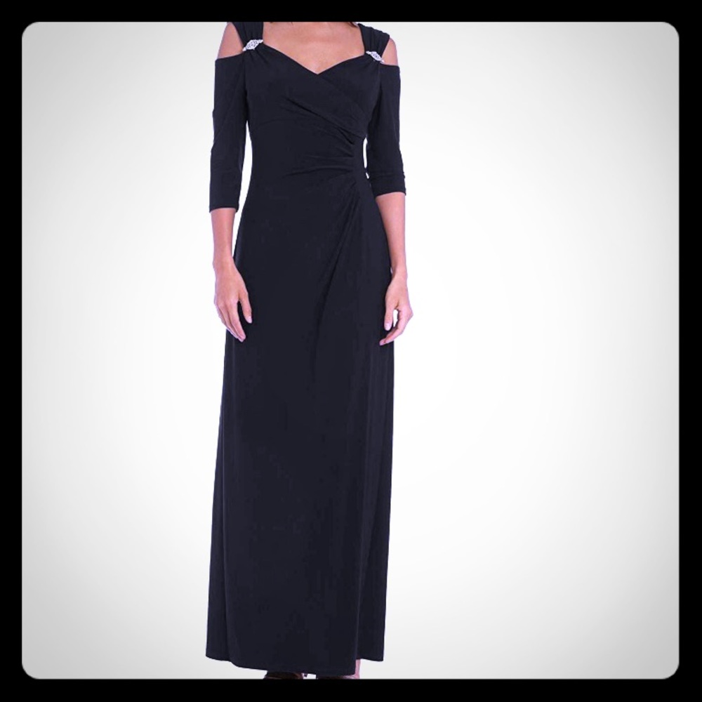 Cold Shoulder 3/4 Sleeve Rhinestone Evening Dress